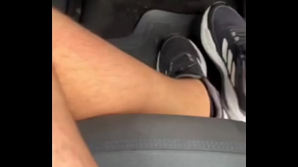 PEGUEI UM UBER E ESTAVA SEM GRANA, PAGUEI A CORRIDA COM MEU CUZINHO.