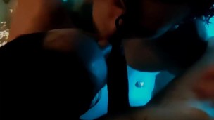 Threesome in a public Spa 💦 – Blowjob, bareback fuck and cumshot 🤤