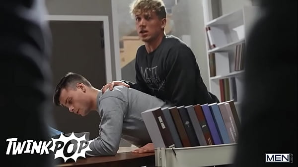 While At The College Library Jock Felix Fox Got His Dick Sucked By His Best Friend Ryan Bailey – TWINKPOP