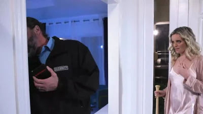 ADULT TIME – Aussie Housewife Charlie Forde BUKKAKE GANGBANGED By Home Security Team! 5 ON 1 FUCK!